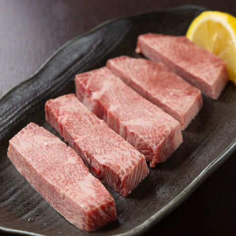 絶妙な歯ごたえが人気！厚切り上タン☆